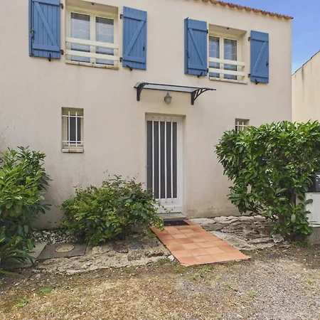 Mer A 200 M, Maison Pour 5, Jardin & Bbq 度假居 *